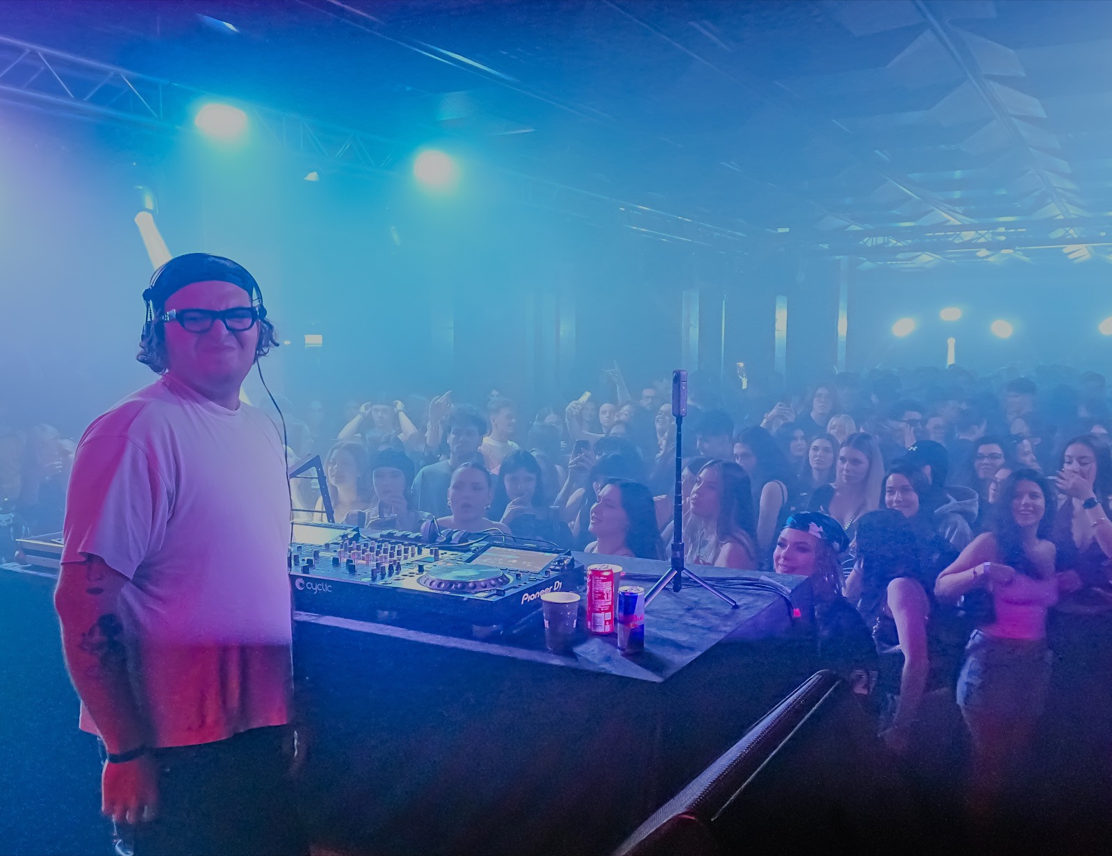 RNB Nites Vol. X with Calinacho, April 2026