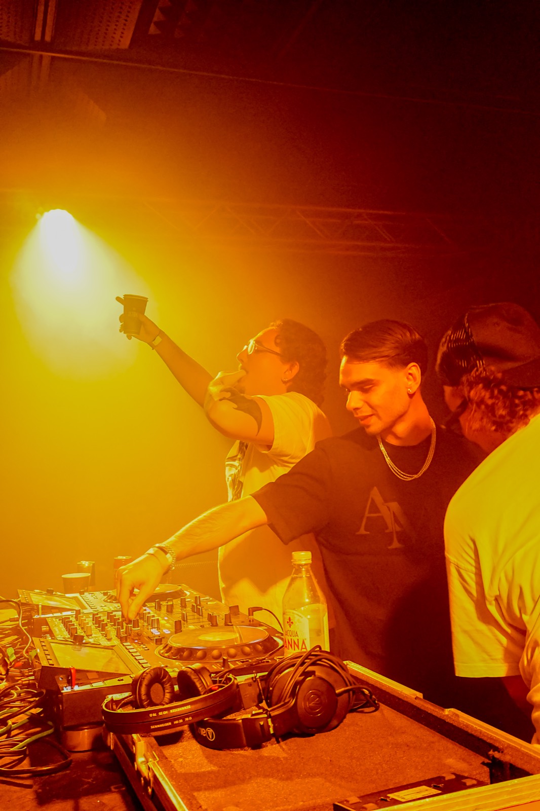 RNB Nites Vol. X with Calinacho, April 2026